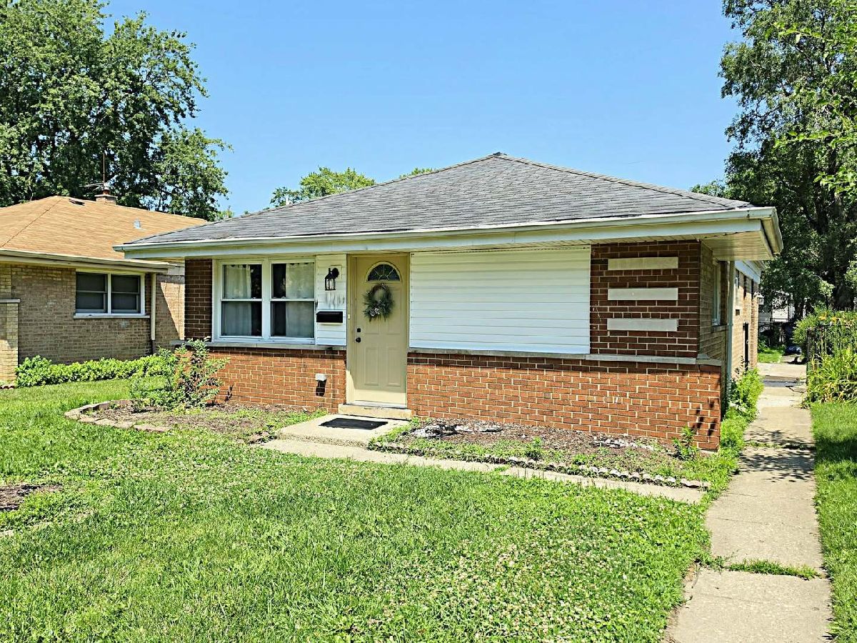  For Sale Dolton Illinois, 14637 Dante Avenue