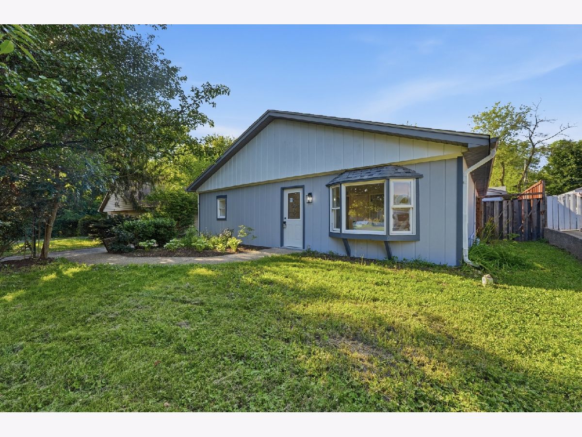  For Sale Mchenry Illinois, 702 Columbus Street