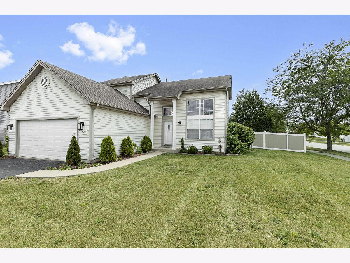  For Sale Monee Illinois, 4741 Lilac Avenue