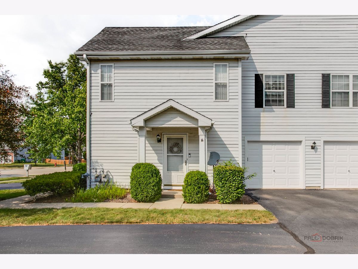  For Rent Mundelein Illinois, 1401 Orleans
