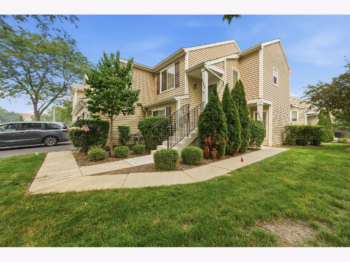  For Sale Schaumburg Illinois, 2042 Windemere Circle