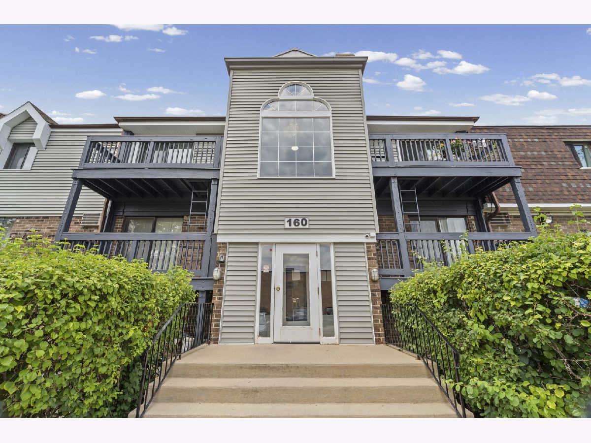  For Sale Addison Illinois, 160 La Londe Avenue