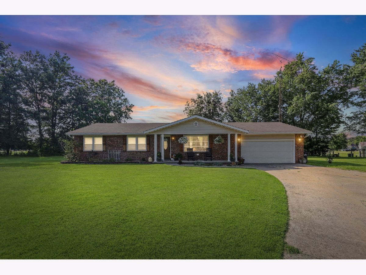  For Sale Salem Illinois, 380 Northwood