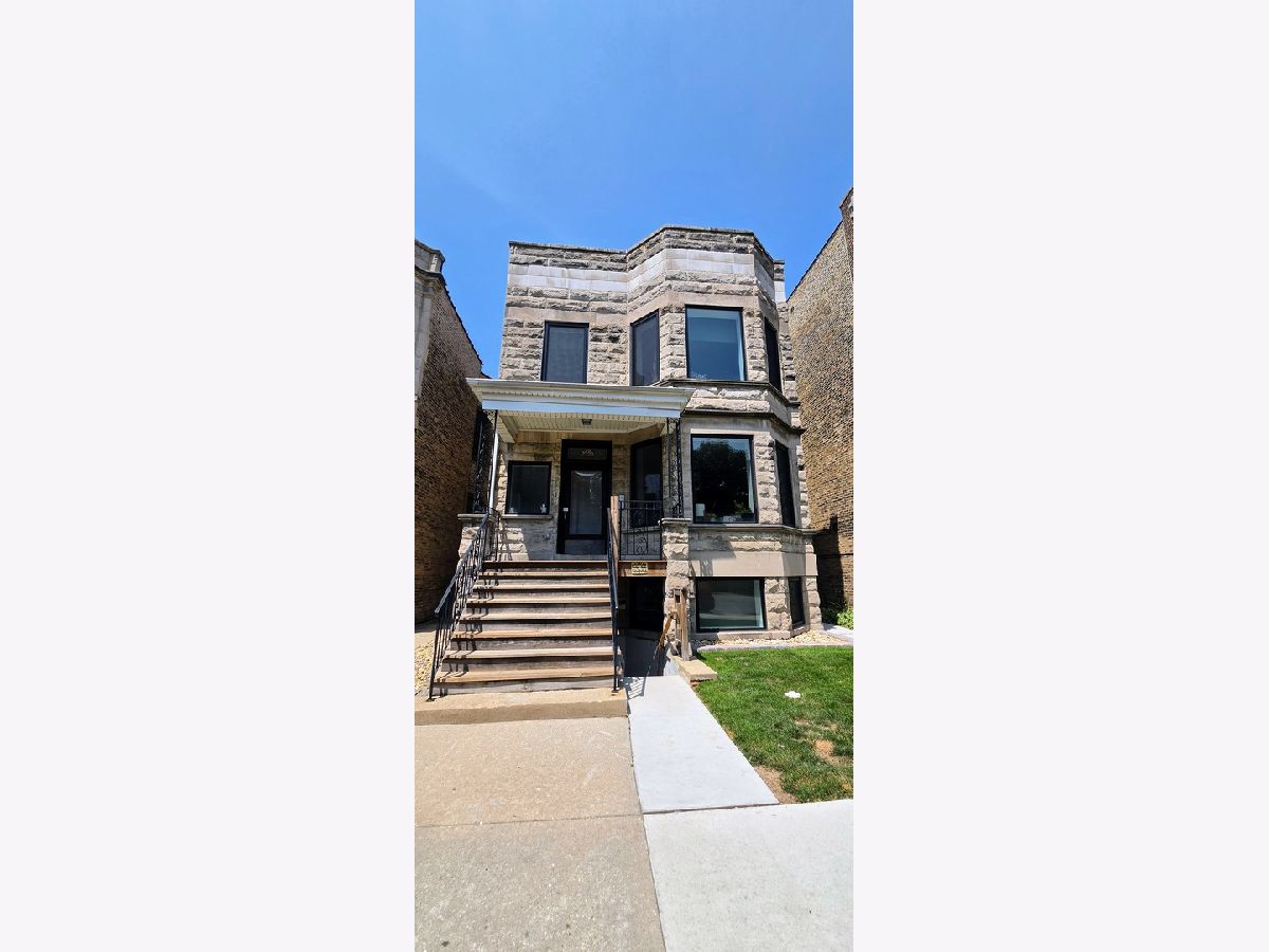  For Rent Chicago Illinois, 2230 Wilson