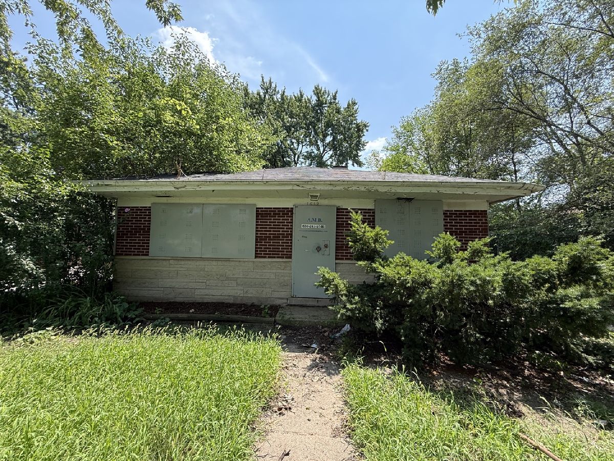  For Sale Dolton Illinois, 1513 Kasten Drive