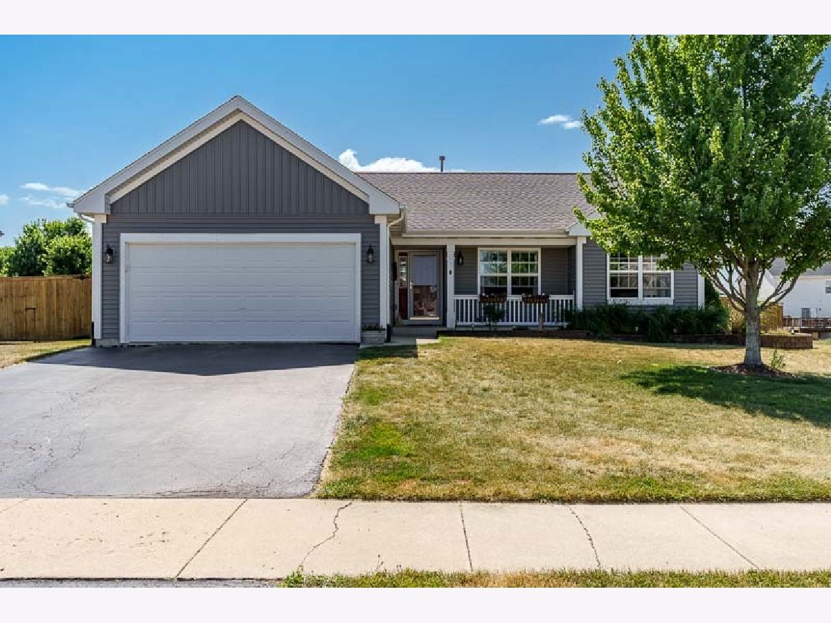  For Sale Roscoe Illinois, 5649 Thribble Cross