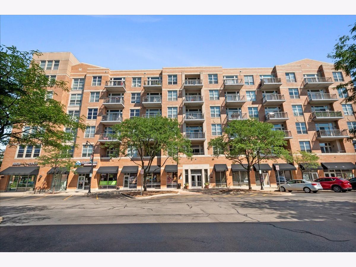  For Rent Des Plaines Illinois, 647 Metropolitan