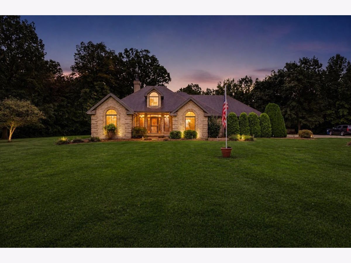 For Sale Danforth Illinois, 1258 County Highway 30 Highway