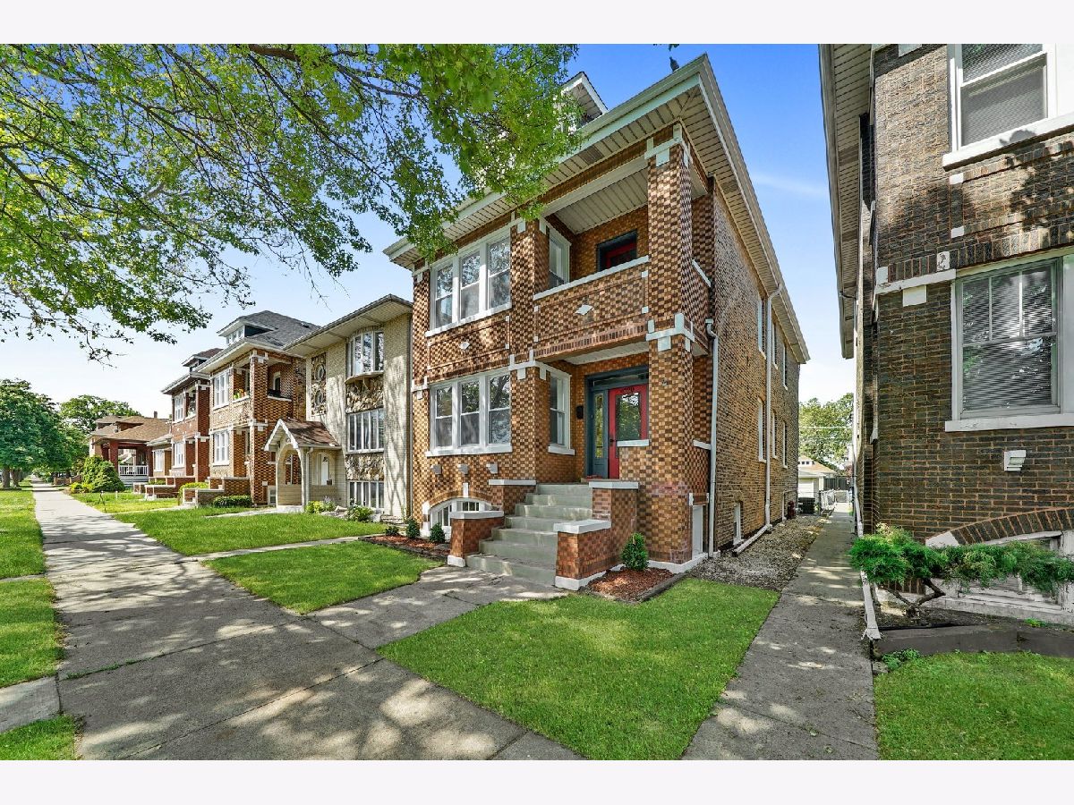  For Sale Chicago Illinois, 4730 Komensky Avenue