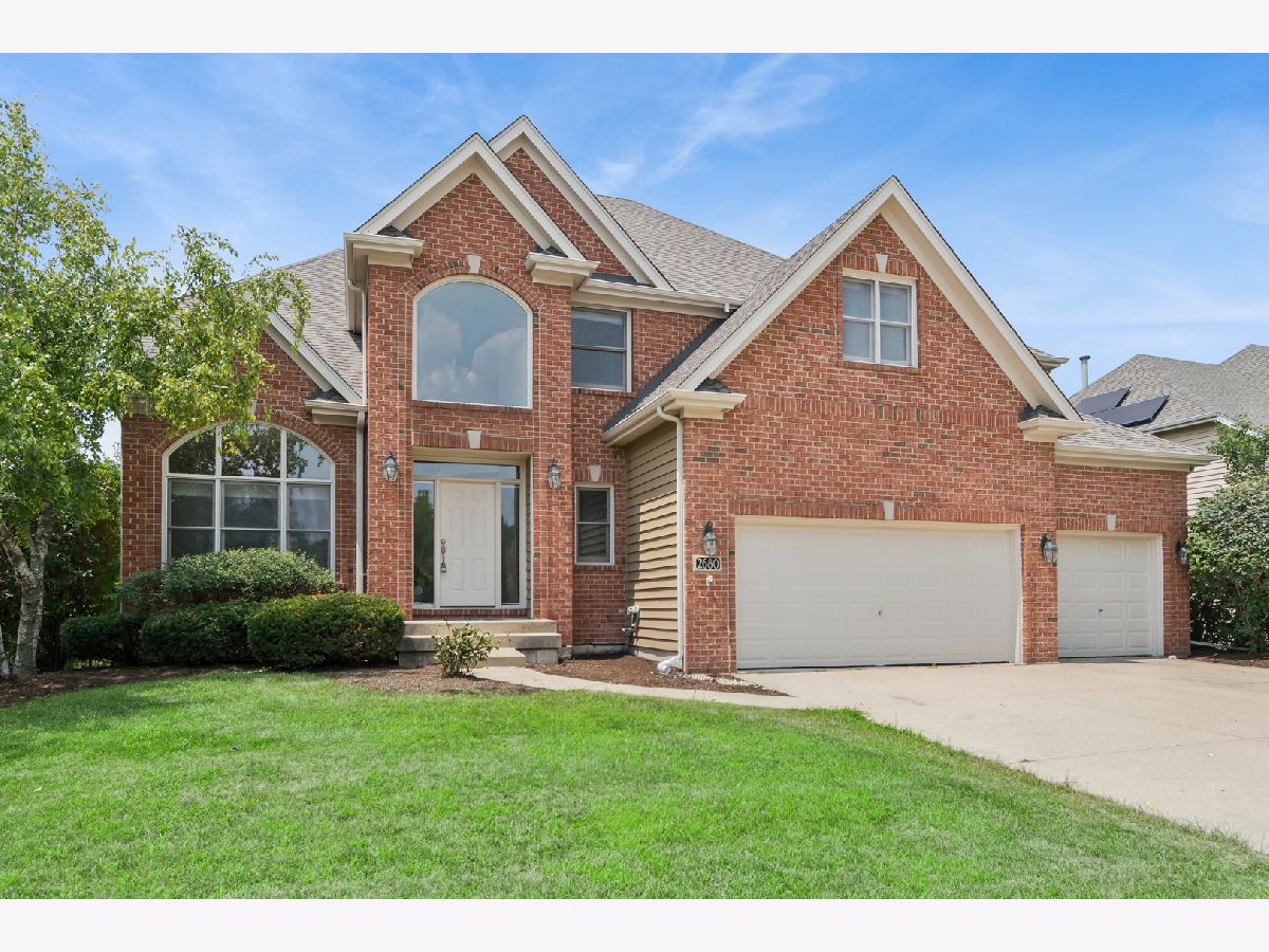 Homes & Townhomes For Rent Ginger Woods Aurora Illinois, 2680 Ginger Woods