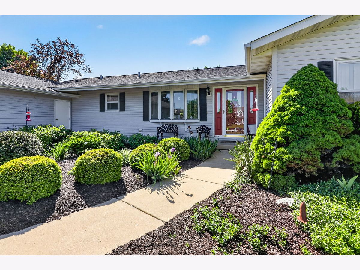  For Sale Yorkville Illinois, 2039 Bernadette Lane