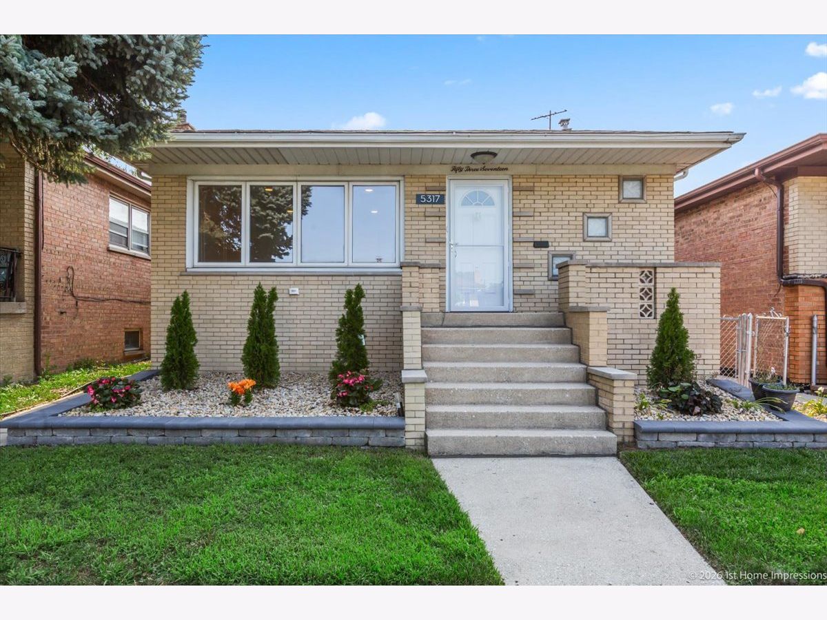  For Sale Summit Illinois, 5317 Hunt Avenue