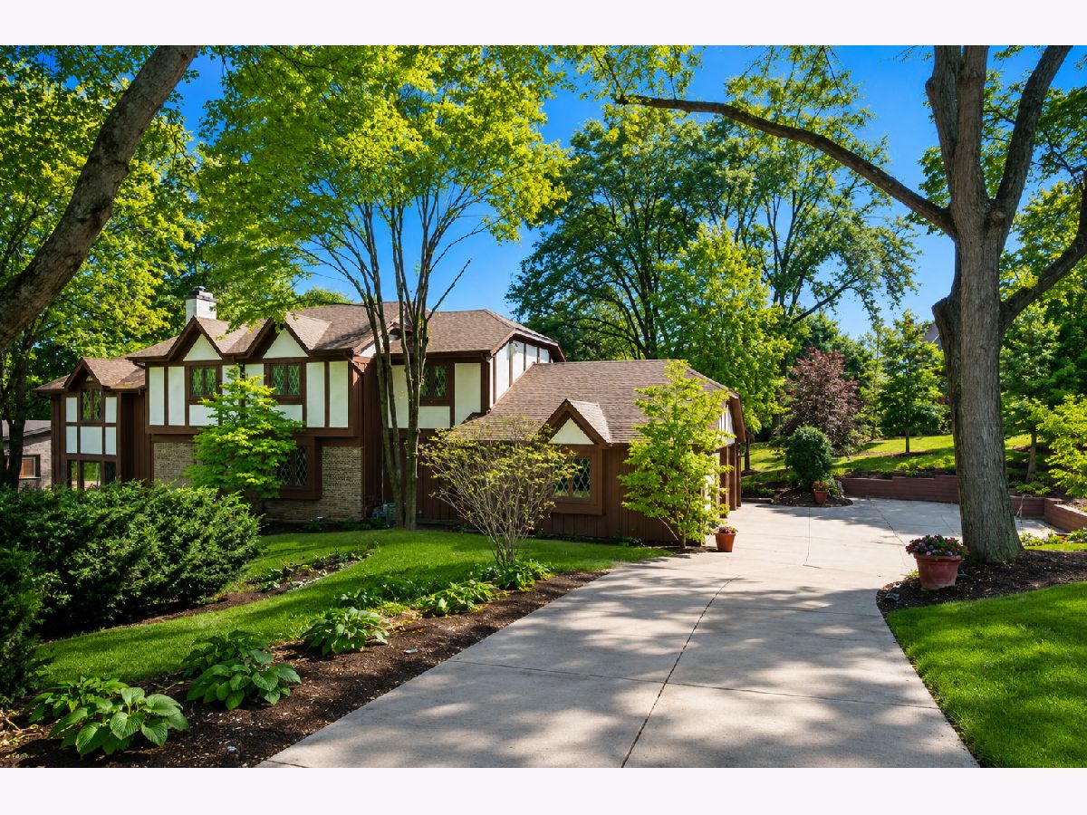 For Sale Barrington Illinois, 1211 Grove Avenue