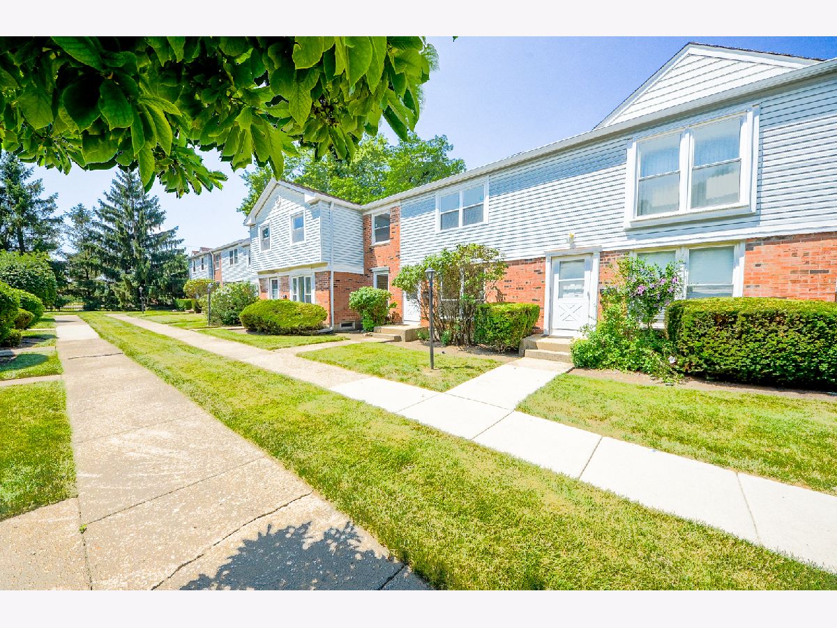  For Sale Streamwood Illinois, 4092 Quincy Court