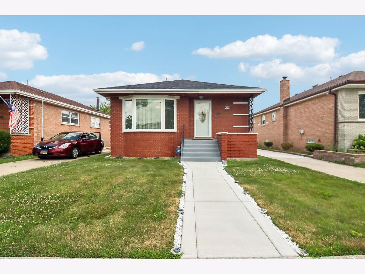  For Sale Chicago Illinois, 8525 Keeler Avenue