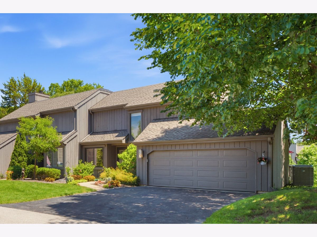  For Sale Lake Barrington Illinois, 423 Deer Trail Hill Trail
