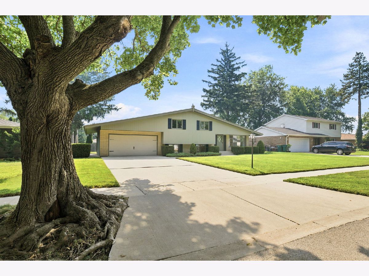  For Sale Joliet Illinois, 612 Bethel Drive