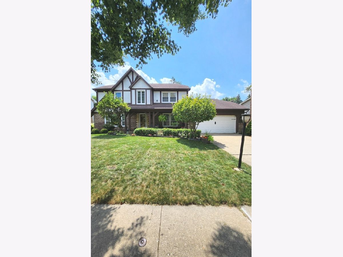  For Sale Libertyville Illinois, 709 Garfield Avenue