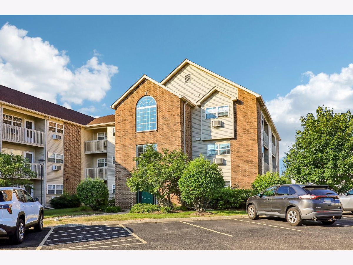  For Sale Richmond Illinois, 400 Cunat Boulevard