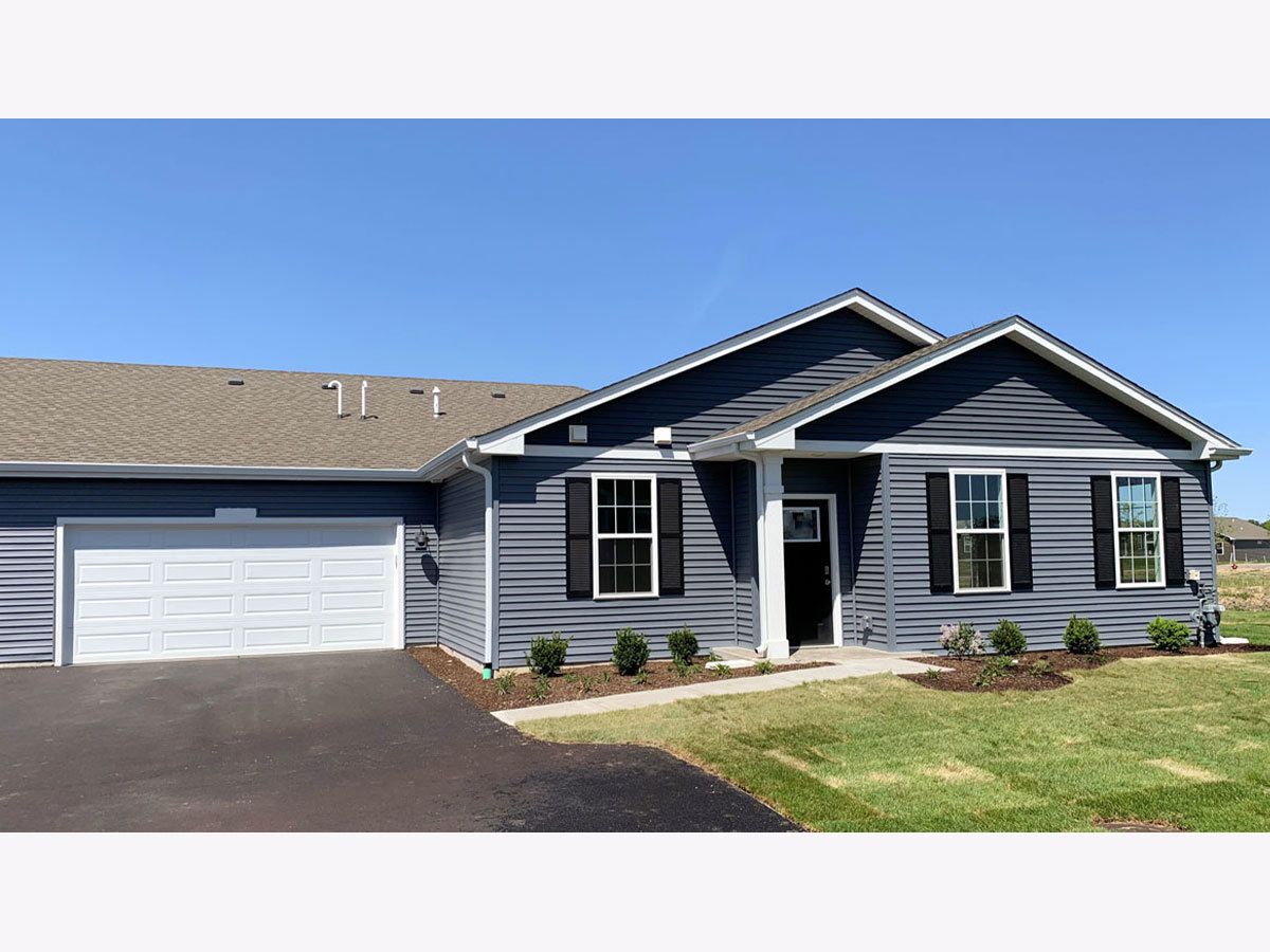 Homes & Condos & Townhomes For Sale Stonewater Wonder Lake Illinois, 6441 Maple Glen Drive