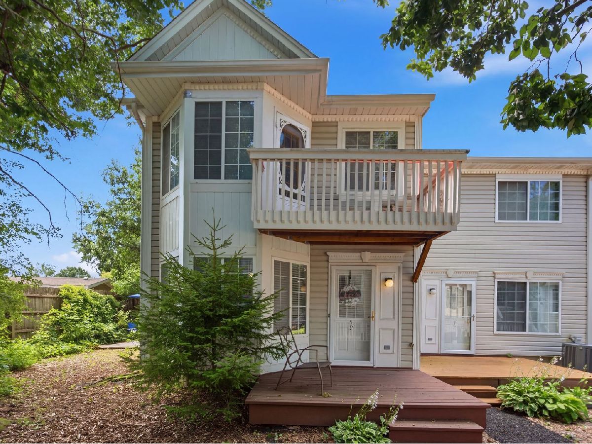  For Sale Round Lake Illinois, 59 Macgillis Drive