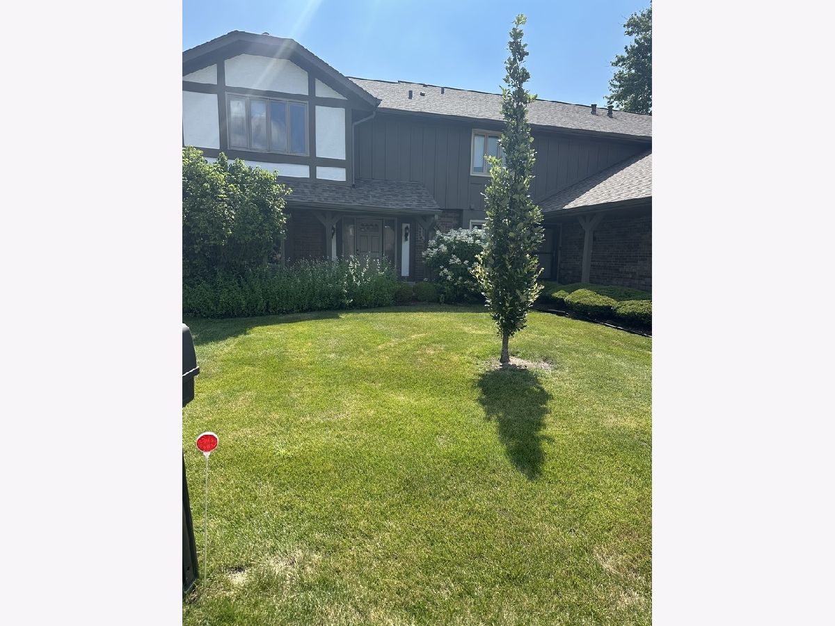 Homes & Townhomes For Sale Wedgewood Orland Park Illinois, 13985 Millbank Drive