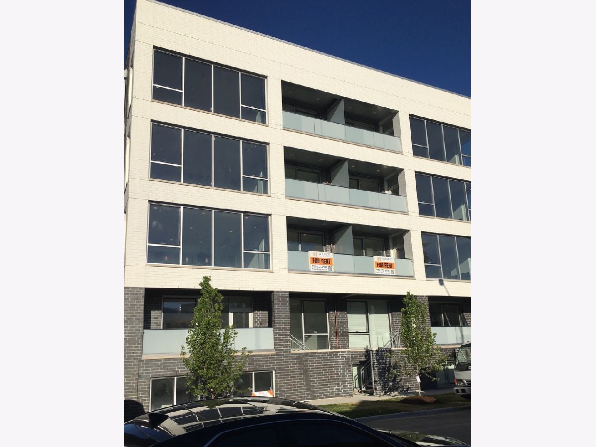  Rented Chicago Illinois, 2351 Seeley