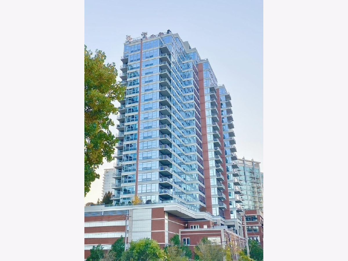 Condominiums Rented Prairie Pointe Chicago Illinois, 1600 Prairie