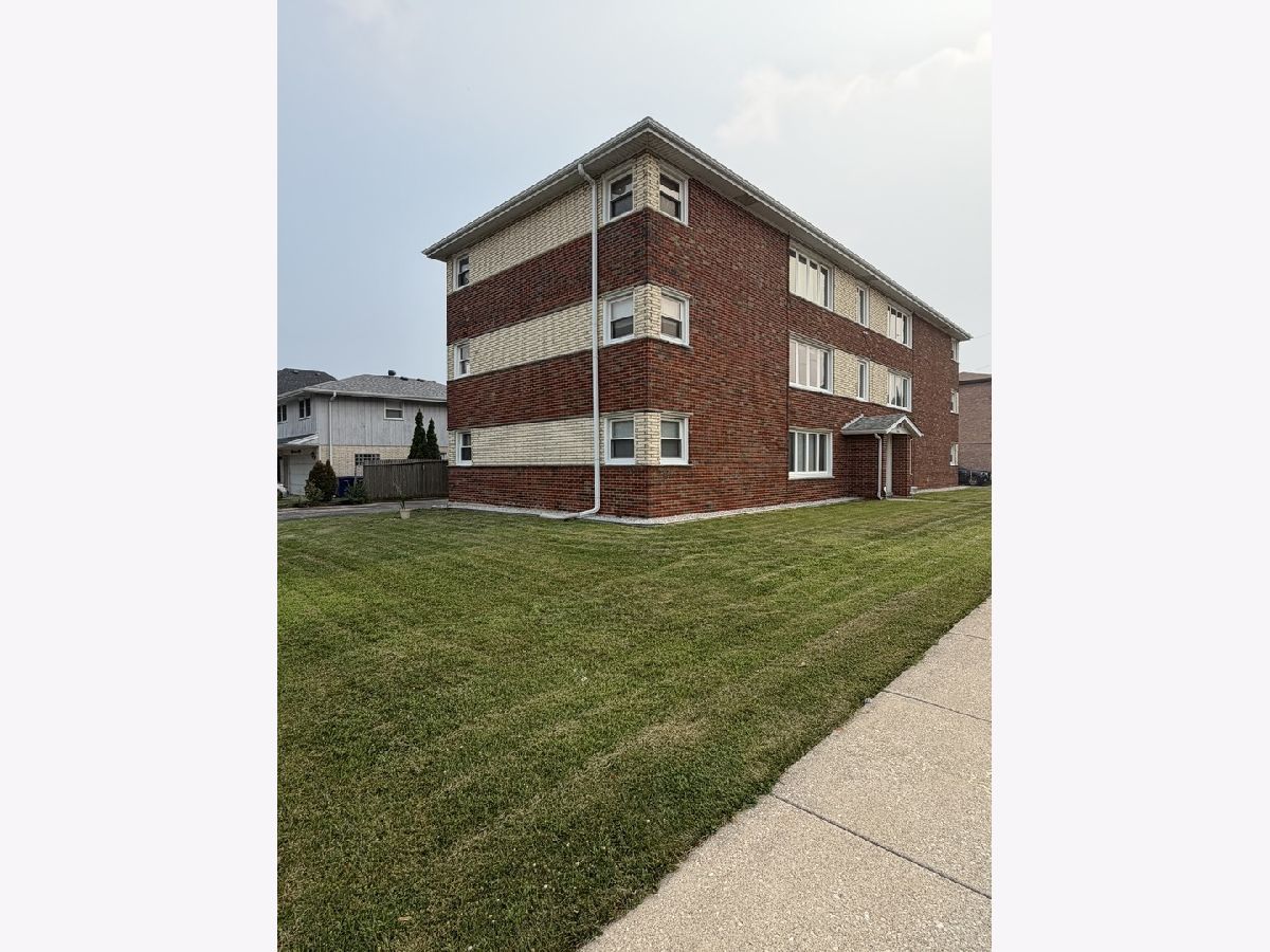  For Rent Hickory Hills Illinois, 8700 82nd