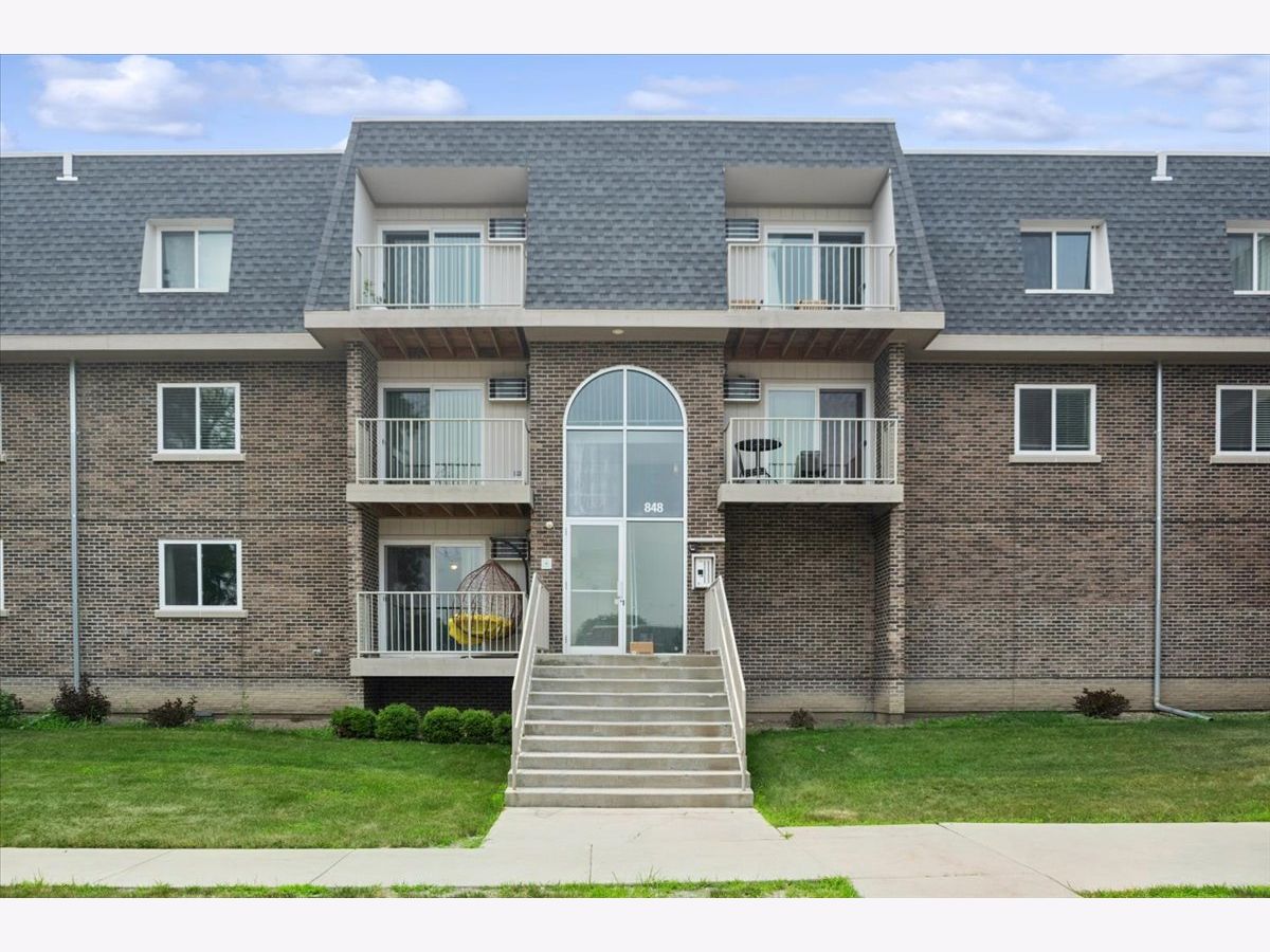  For Sale Prospect Heights Illinois, 848 Mcintosh Court