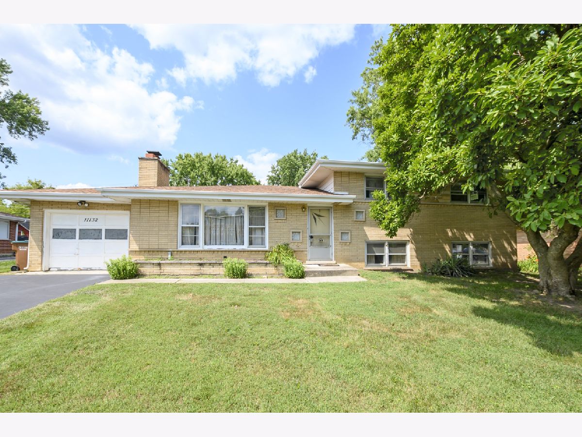  For Sale Willow Springs Illinois, 11132 84th Place