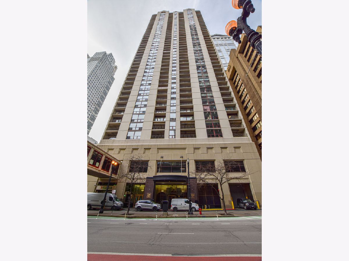  For Rent Chicago Illinois, 200 Dearborn