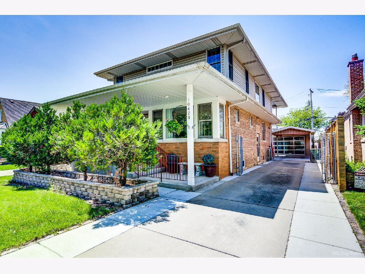  For Sale Chicago Illinois, 10428 Springfield Avenue