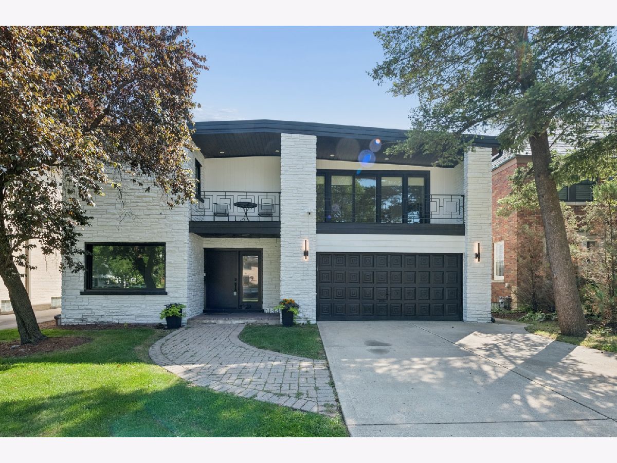  For Sale River Forest Illinois, 1329 Lathrop Avenue