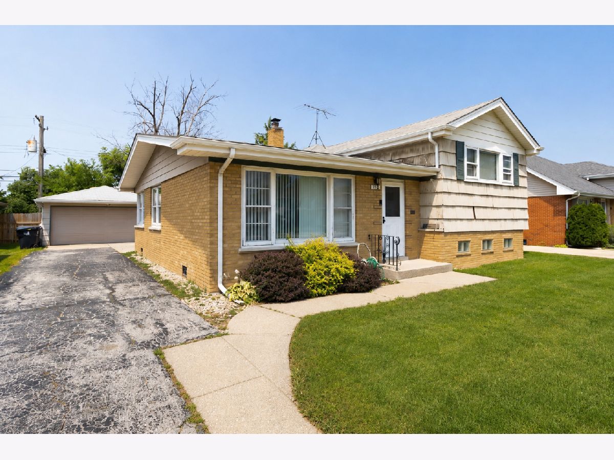  For Sale South Holland Illinois, 16406 Claire Lane