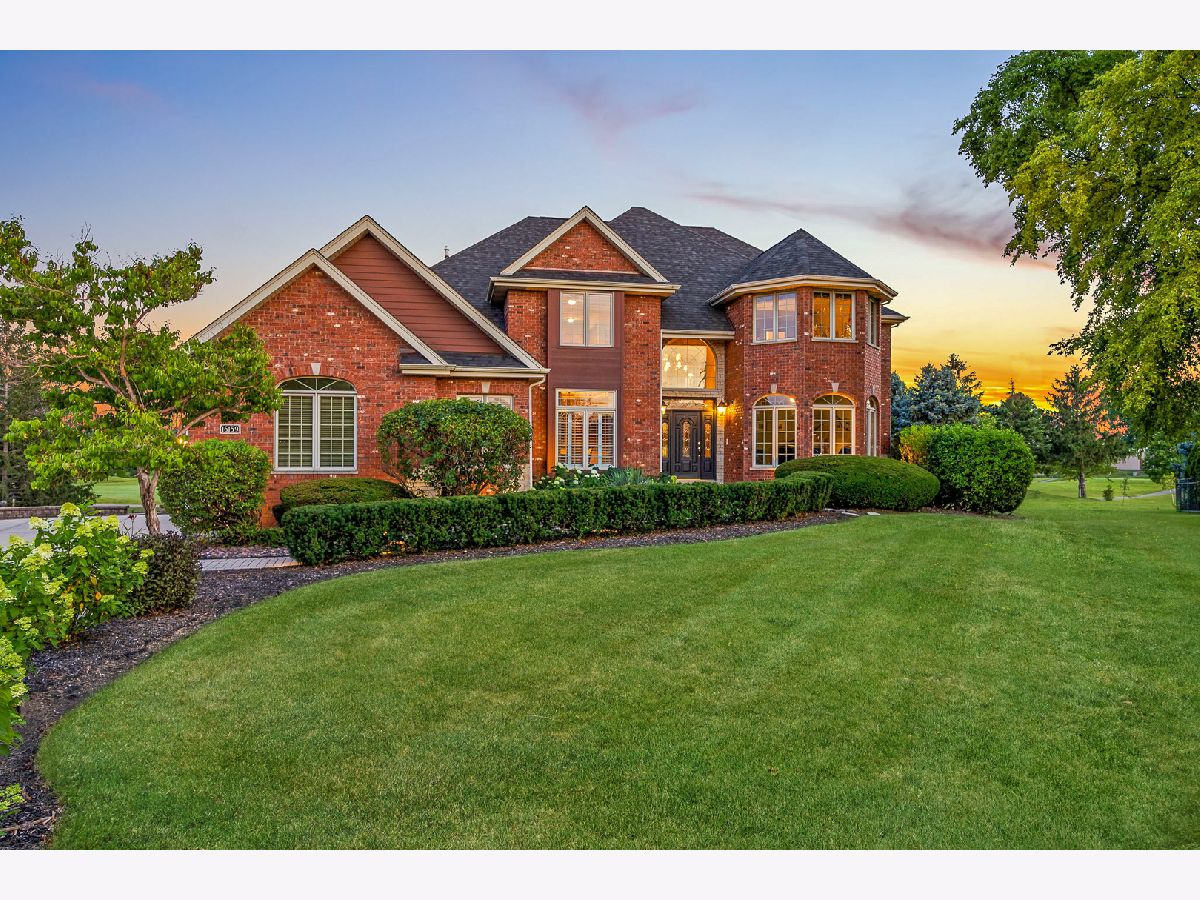 Homes & Townhomes For Sale Broken Arrow Thunderhill Lockport Illinois, 16159 Red Cloud Drive