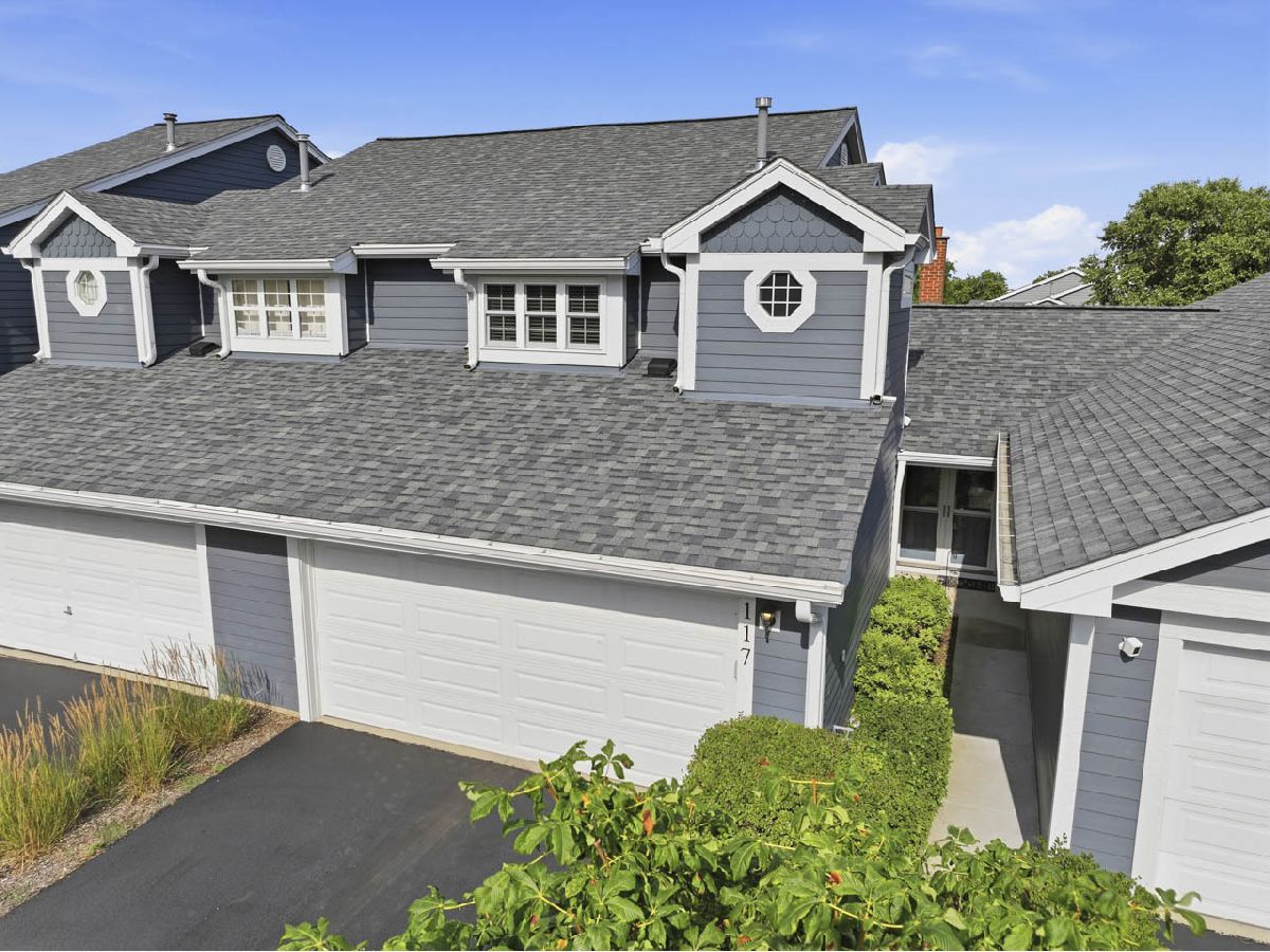 Townhomes & Homes For Sale Sarahs Grove Schaumburg Illinois, 117 Sumac Lane