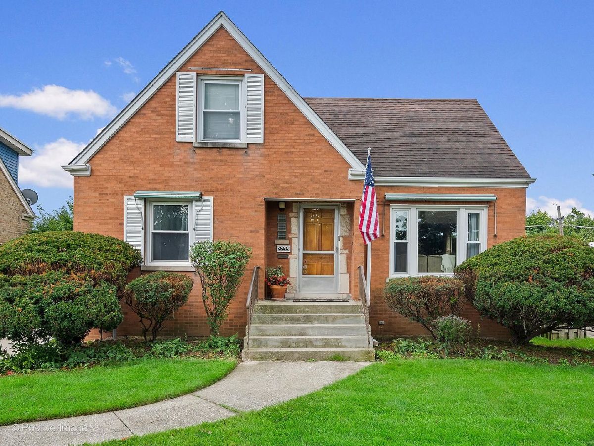  For Sale North Riverside Illinois, 2236 5th Avenue