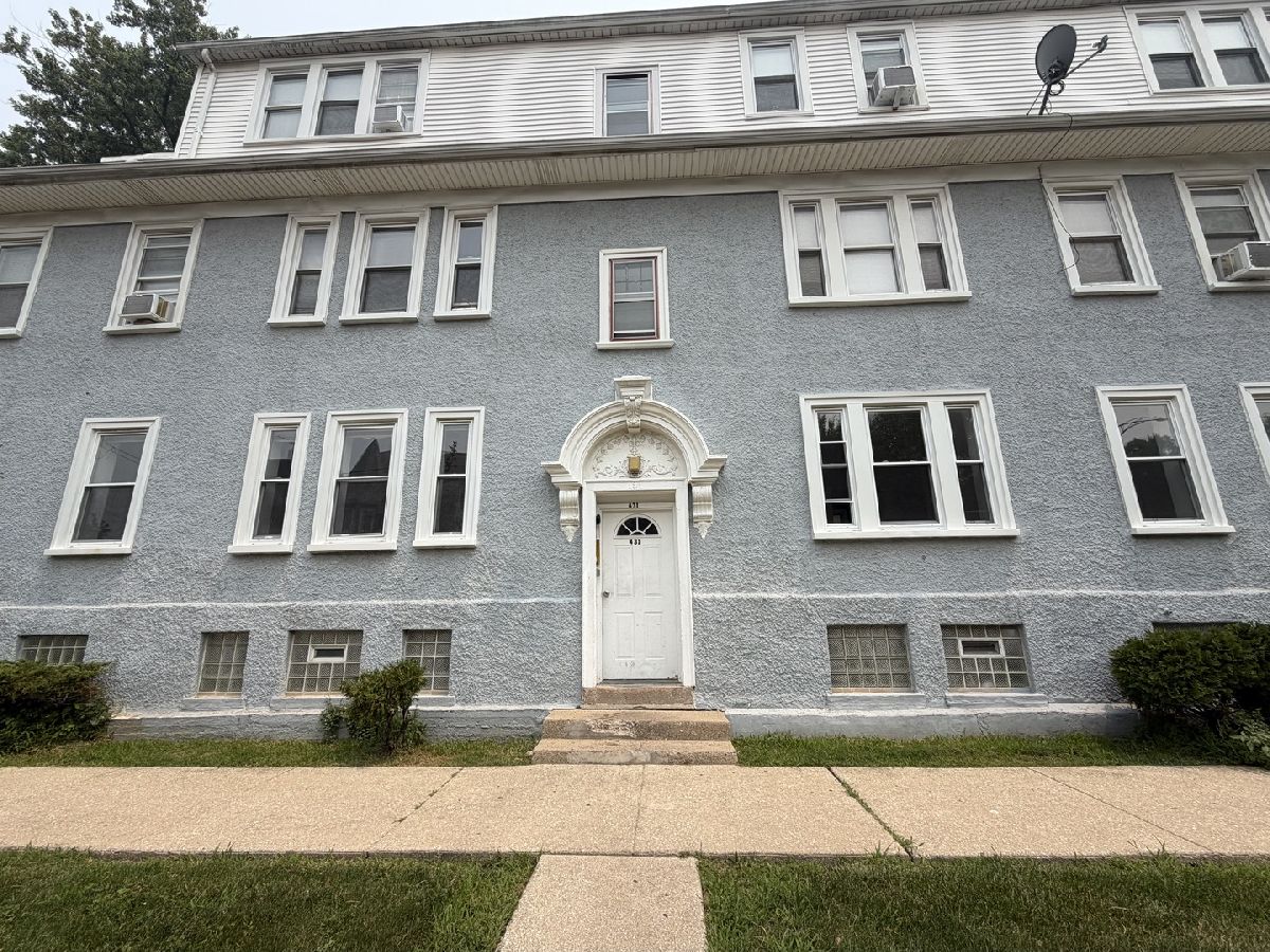  Rented Chicago Illinois, 431 Menard