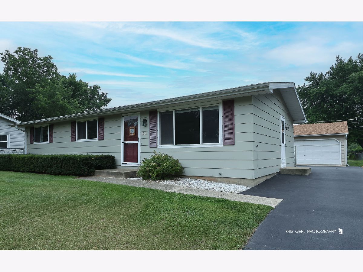  For Sale Ingleside Illinois, 35114 Randhill Drive