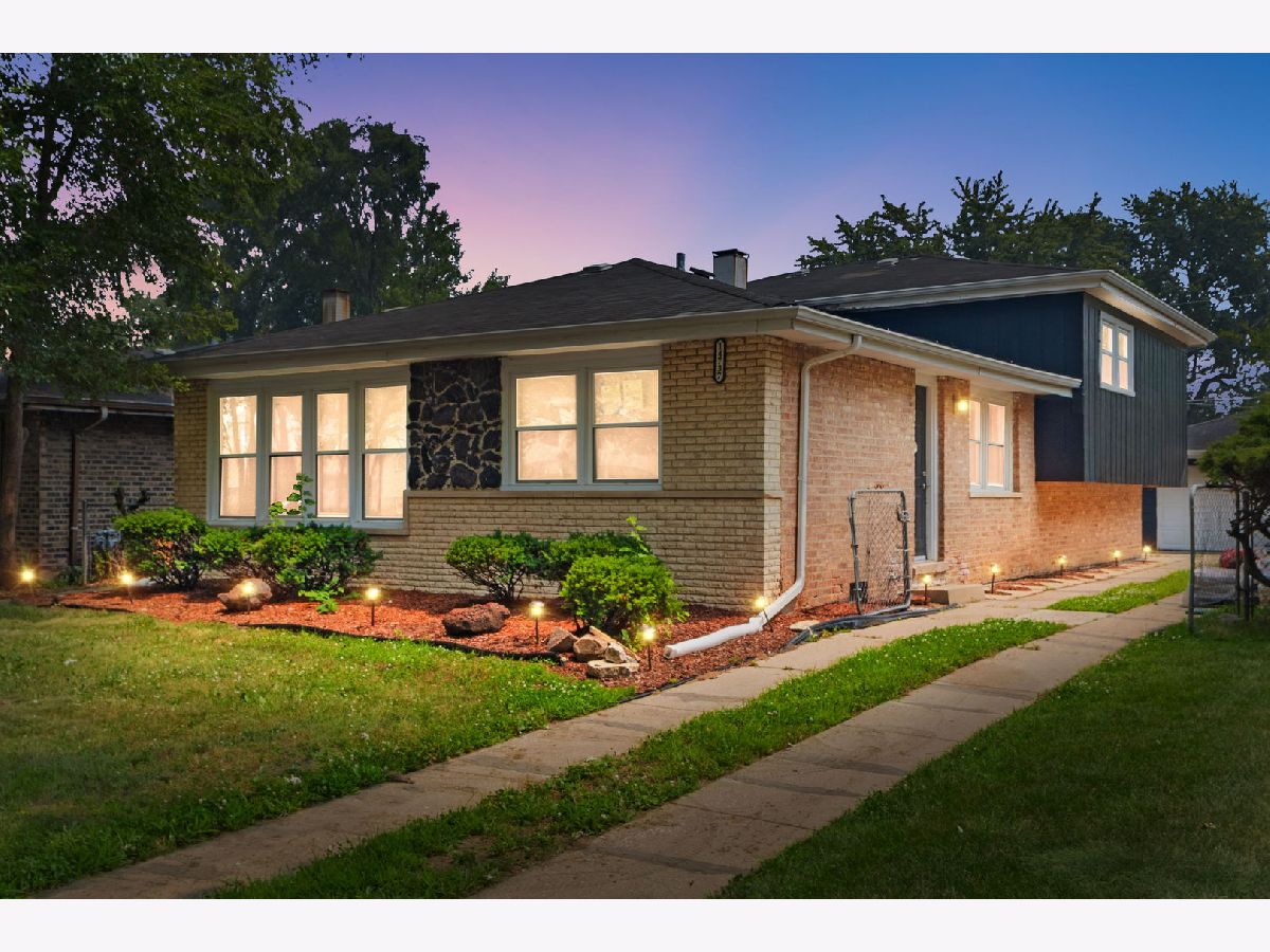  For Sale Dolton Illinois, 14737 Blackstone Avenue