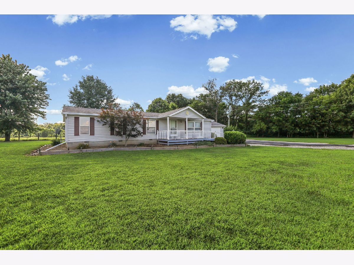  For Sale Salem Illinois, 4581 Hotze Road