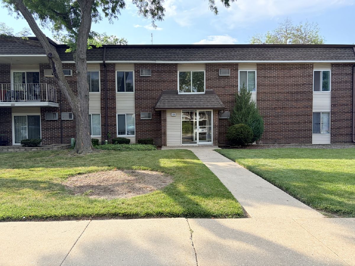  For Sale Buffalo Grove Illinois, 1133 Miller Lane