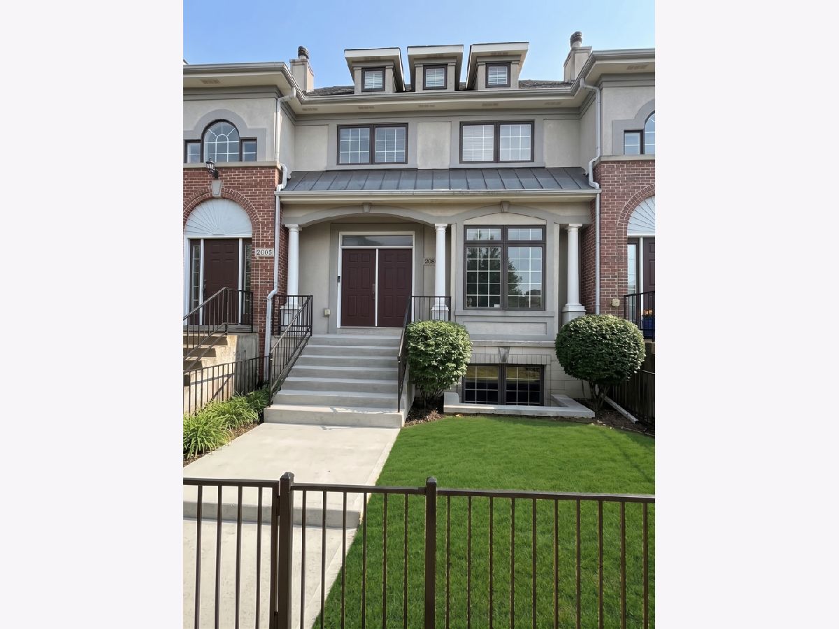  For Rent Naperville Illinois, 2005 Alta Vista