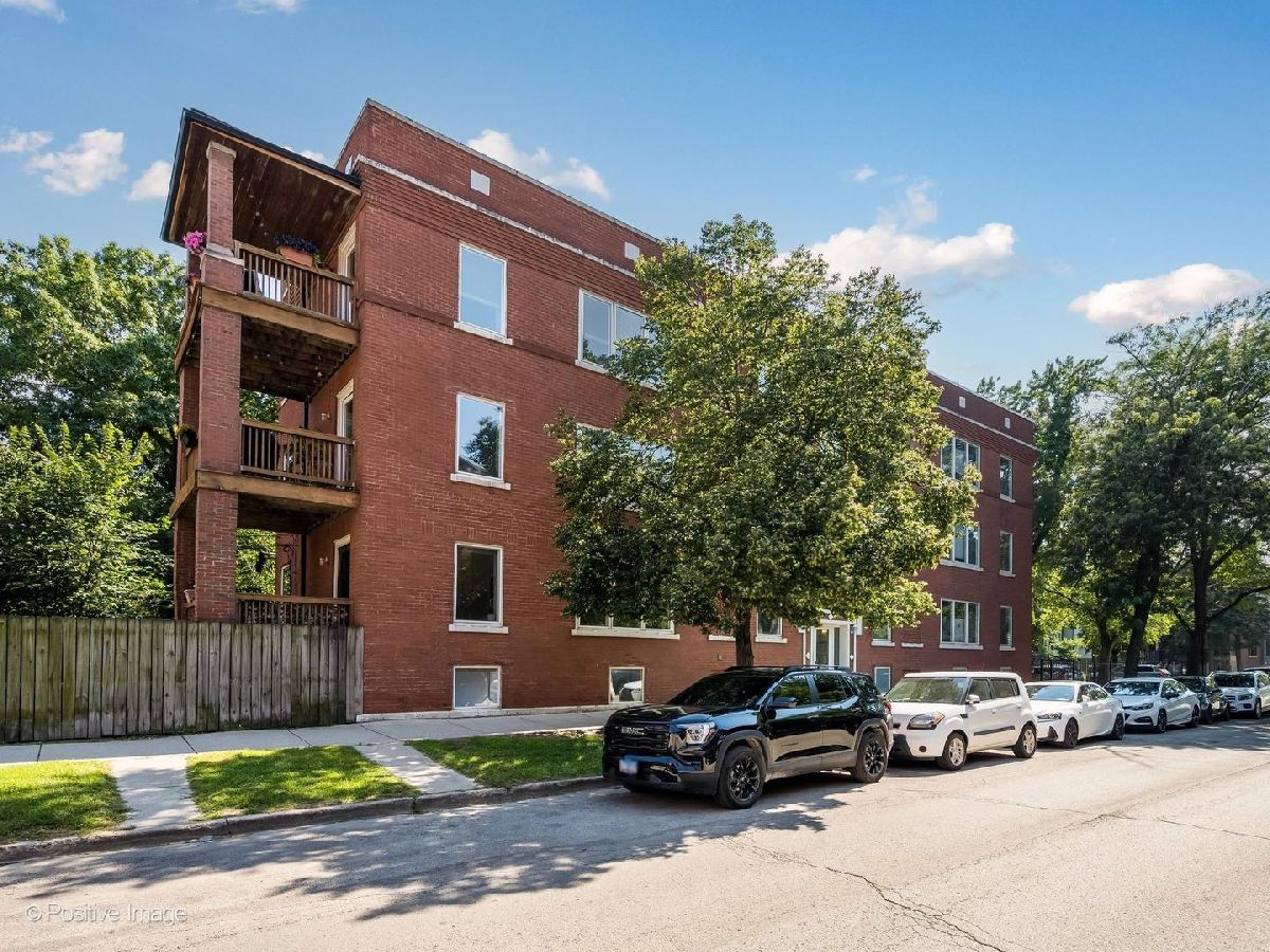  For Sale Chicago Illinois, 1625 Ainslie Street