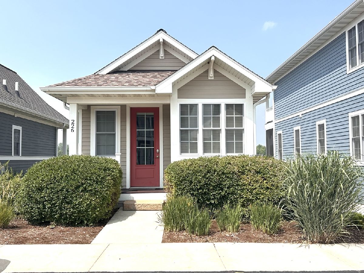  Sold Ottawa Illinois, 226 Leeward