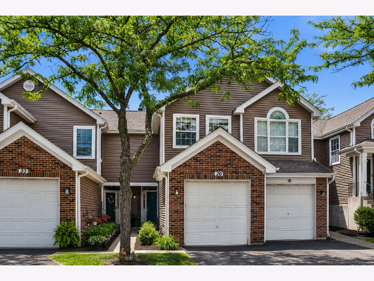 Homes & Townhomes For Sale Willoughby Farms Algonquin Illinois, 20 Arbordale Court