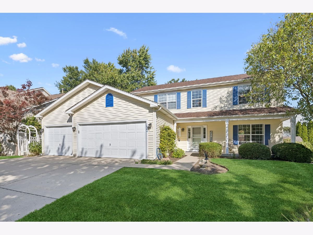  For Sale Mchenry Illinois, 1804 Redwood Lane