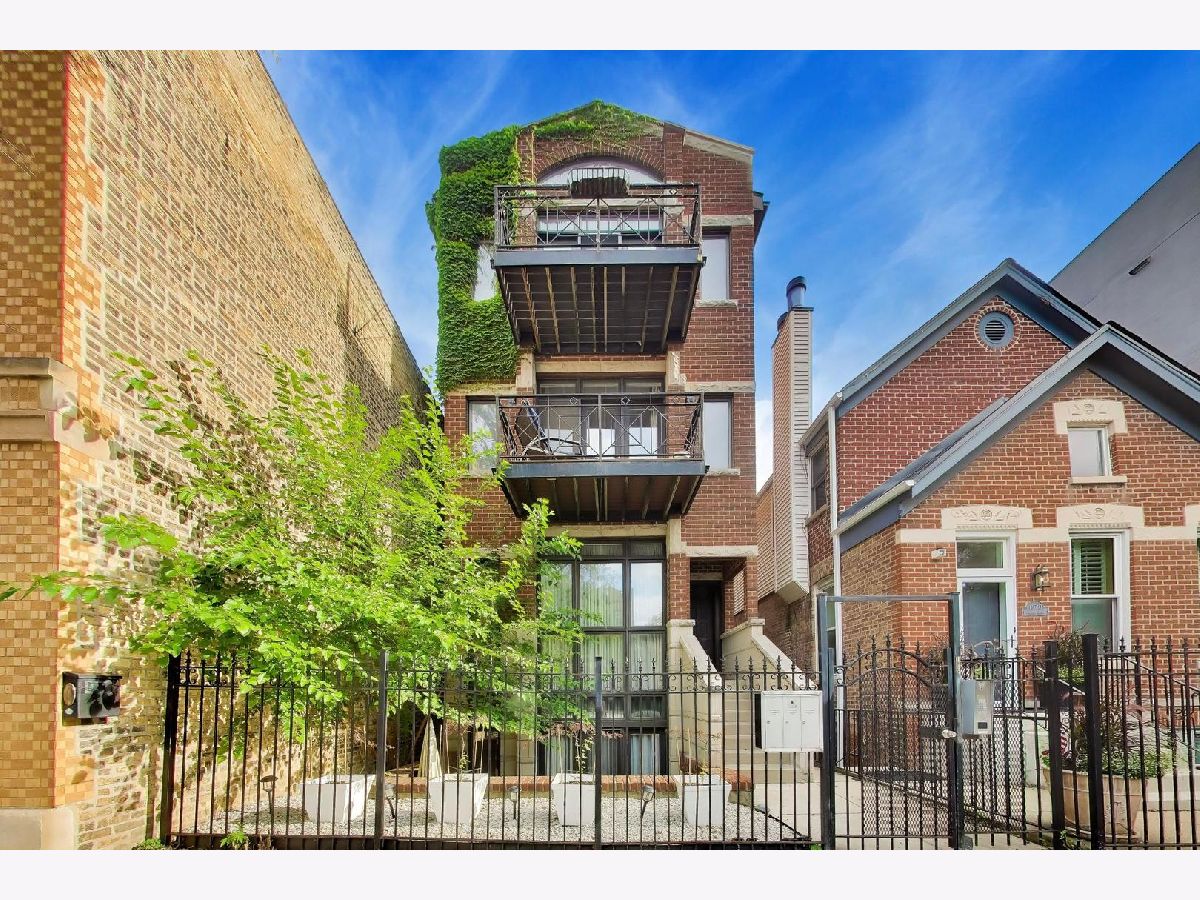  For Sale Chicago Illinois, 1922 Armitage Avenue