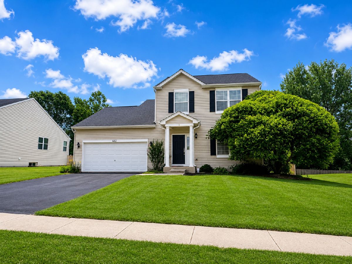  For Sale Minooka Illinois, 633 Briarcliff Drive